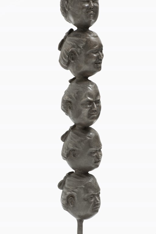 aaaaa000001Totem-XS2.jpg